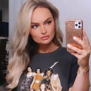 Meet your Posher, Samantha